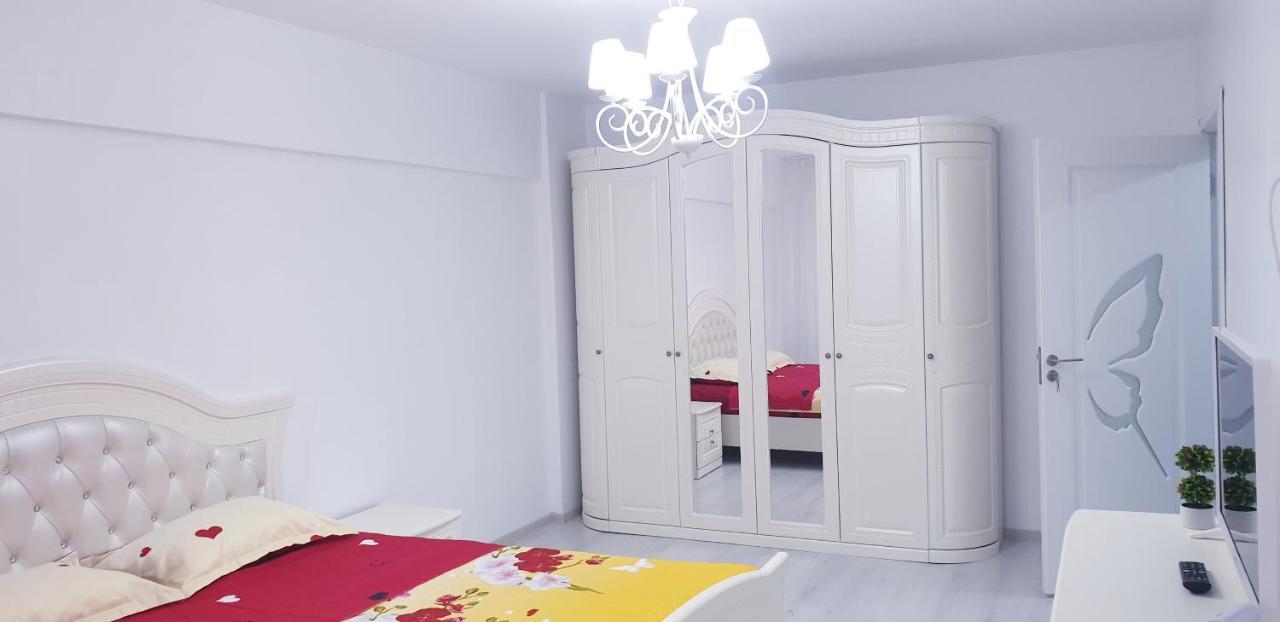White Apartament, Brăila Extérieur photo